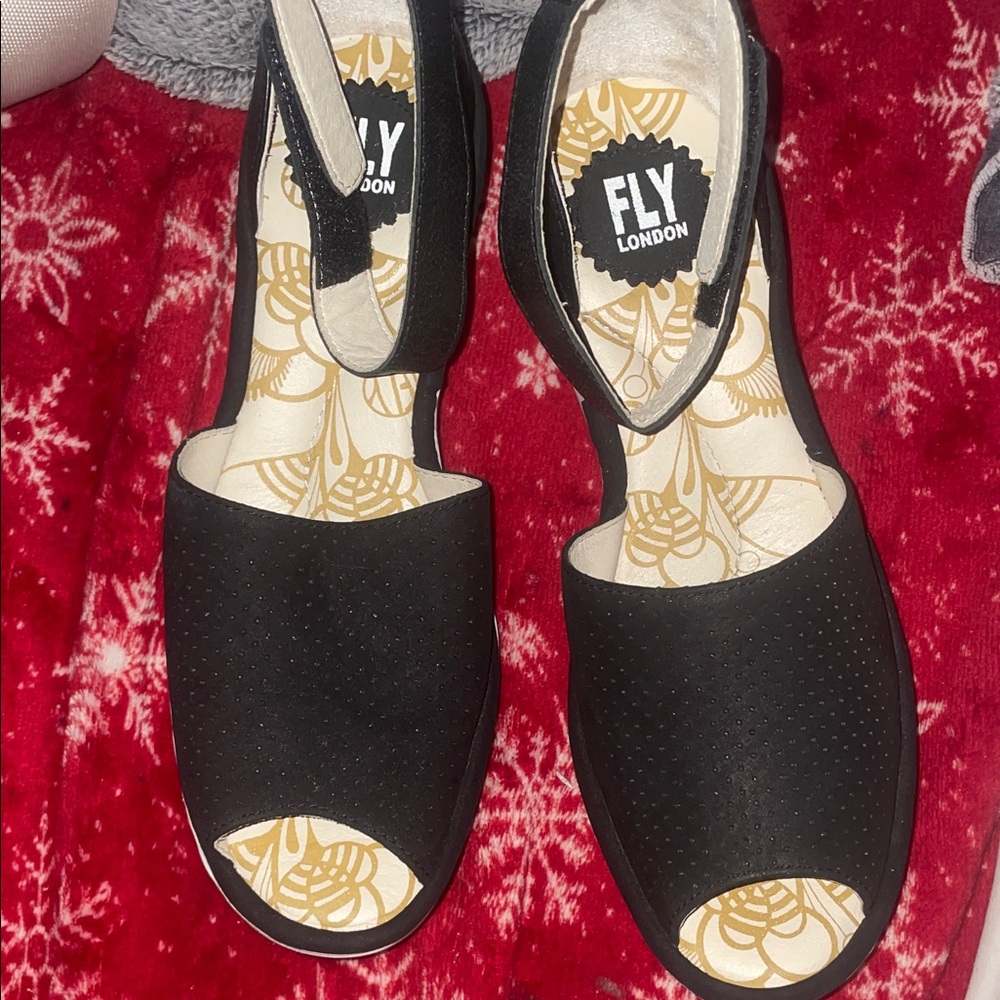 FLY London Black Peep Toe Sandals